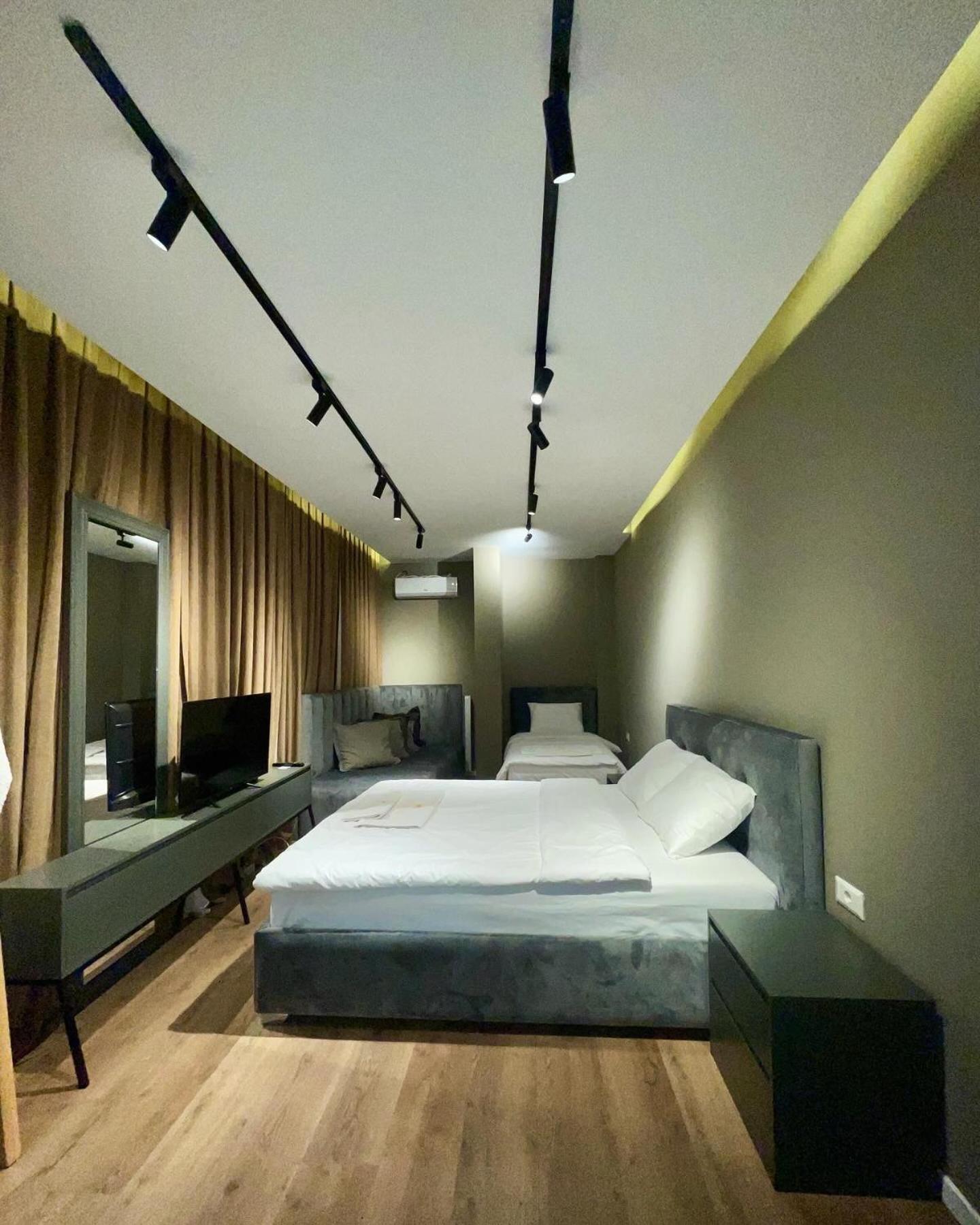 Grand Jnk Boutique Hotel Kukes Exterior photo